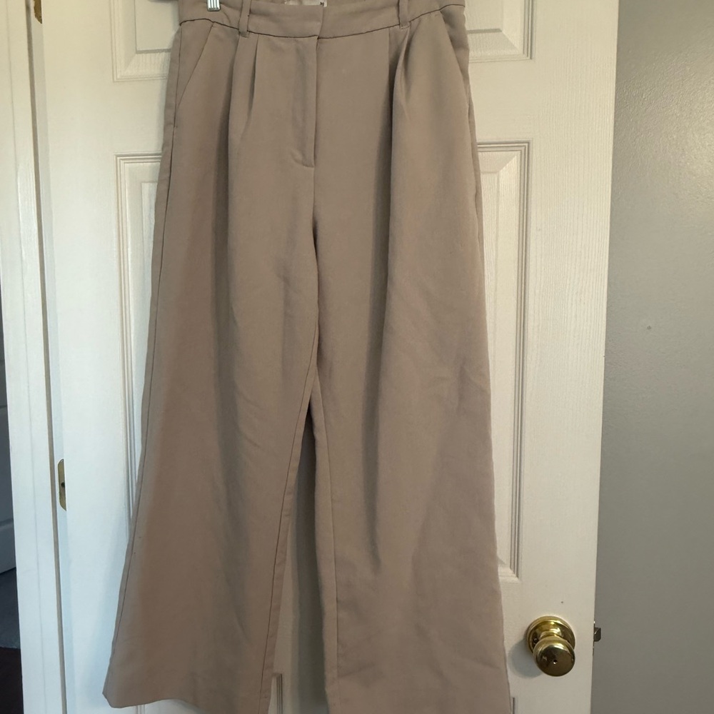 Abercrombie & Fitch Cream Wide Leg High-Waisted Pants